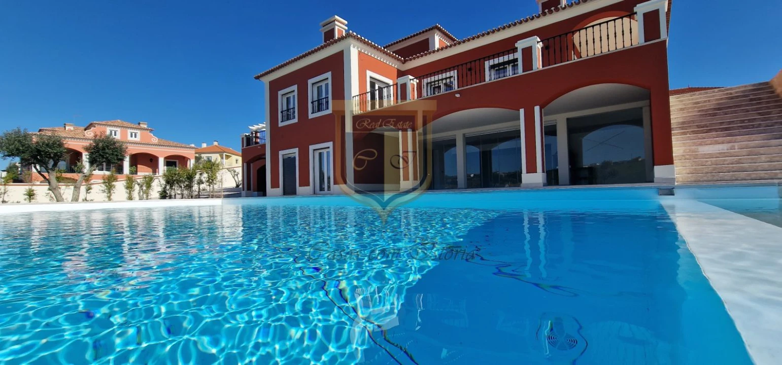 Moradia T7 para Venda em São Pedro da Cadeira Foto 3