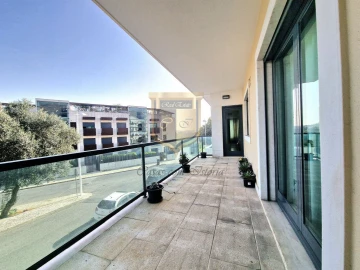 Apartamento T5 para Venda em Lumiar