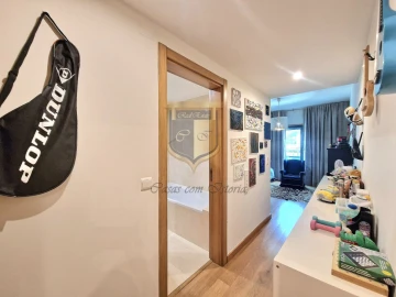 Apartamento T5 para Venda em Lumiar