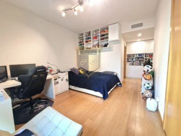 Apartamento T5 para Venda em Lumiar