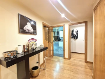 Apartamento T5 para Venda em Lumiar