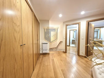 Apartamento T5 para Venda em Lumiar