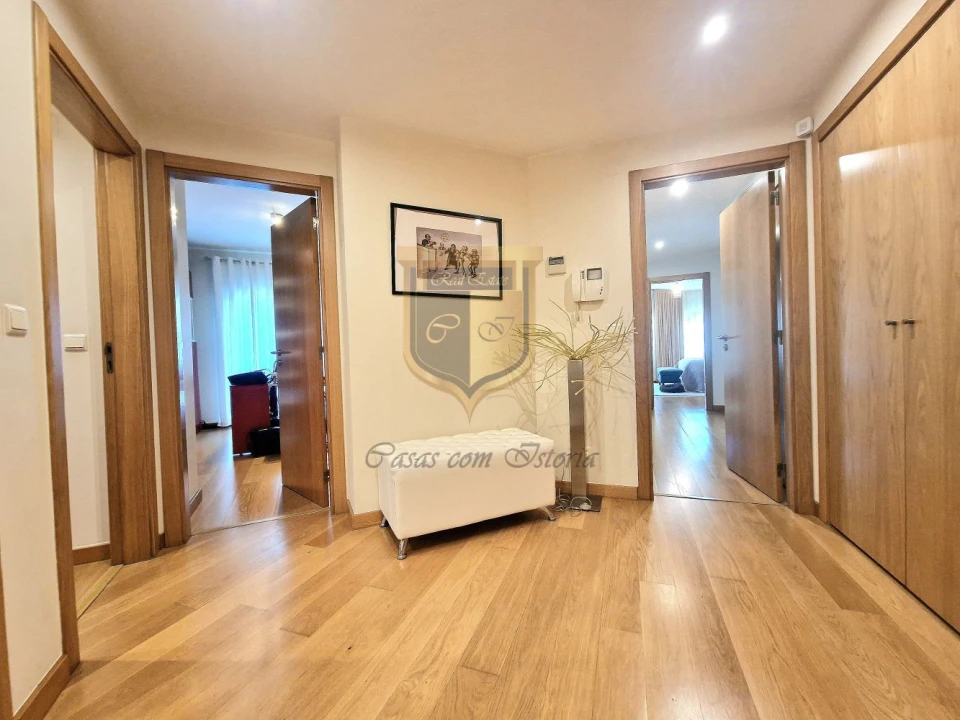 Apartamento T5 para Venda em Lumiar Foto 28