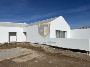 Moradia T2 para Venda em Lourinhã e Atalaia