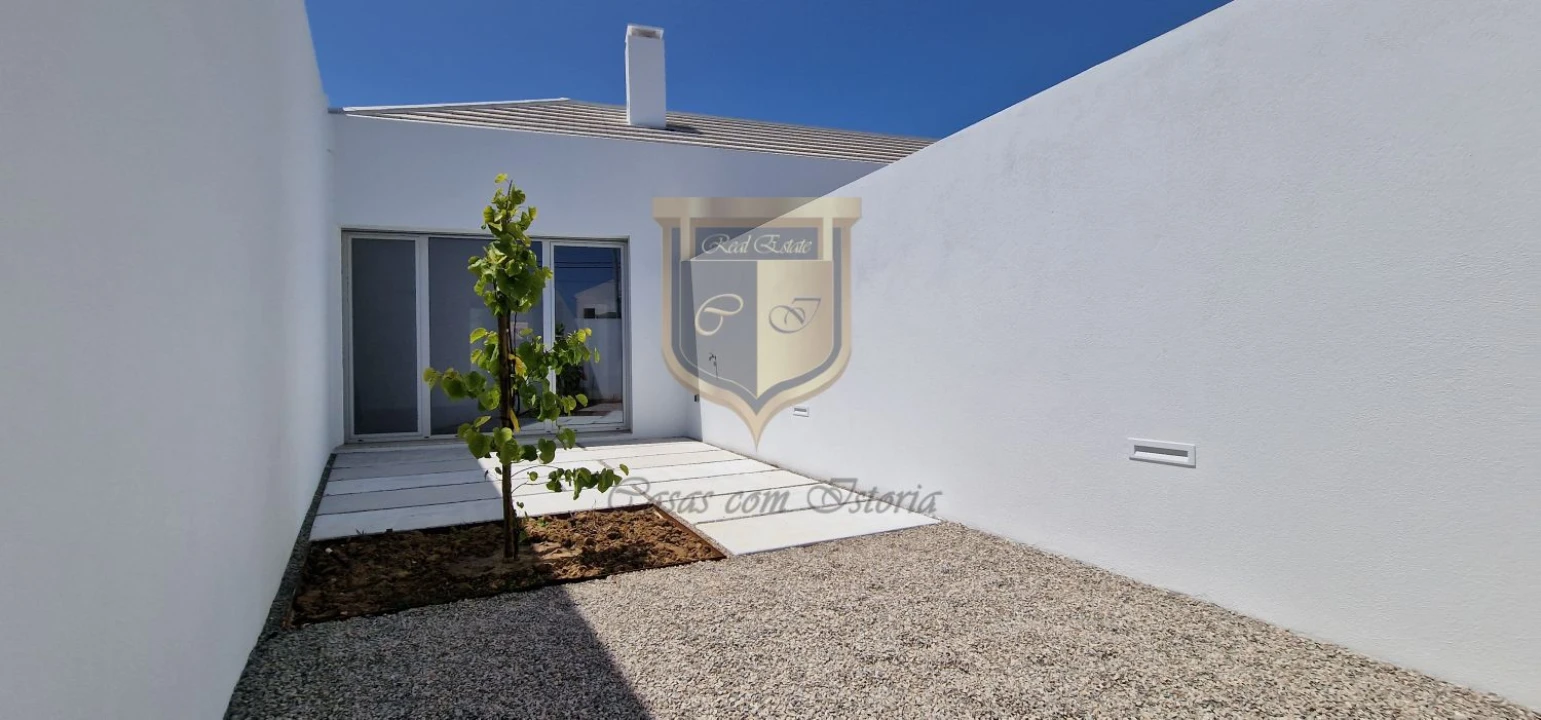 Moradia T2 para Venda em Lourinhã e Atalaia Foto 6