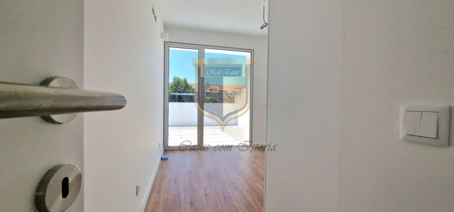 Moradia T2 para Venda em Lourinhã e Atalaia Foto 8