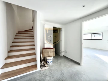 Moradia T4 para Venda em A dos Cunhados e Maceira