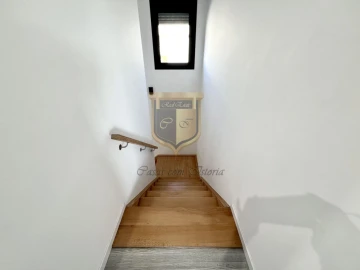 Moradia T4 para Venda em A dos Cunhados e Maceira