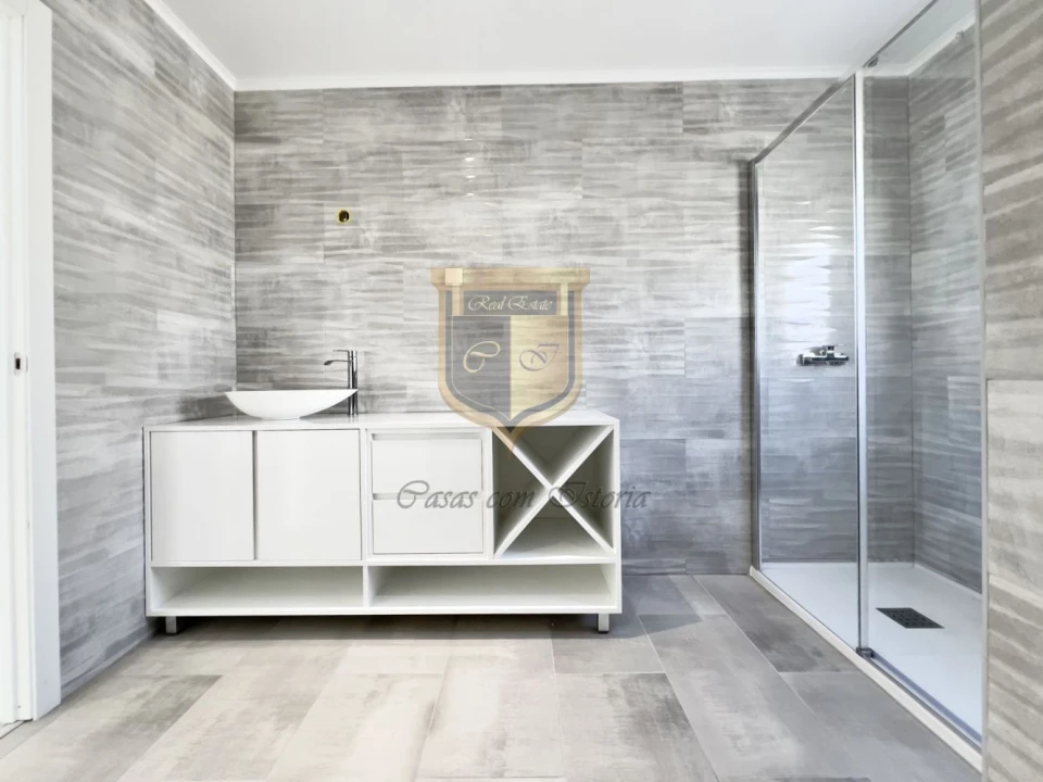 Moradia T4 para Venda em A dos Cunhados e Maceira Foto 35