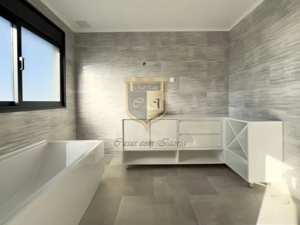 Moradia T4 para Venda em A dos Cunhados e Maceira Foto 24