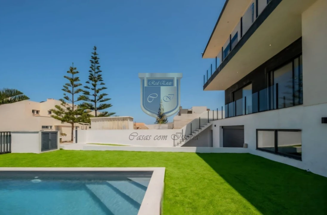 Moradia T4 para Venda em A dos Cunhados e Maceira Foto 1