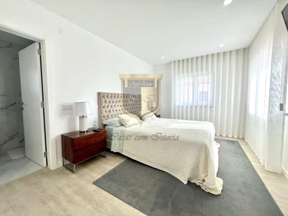 Moradia T4 para Venda em Cadaval e Pêro Moniz Foto 24