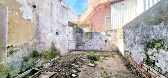 Moradia T2 para Venda em Aldeia Galega da Merceana e Aldeia Gavinha