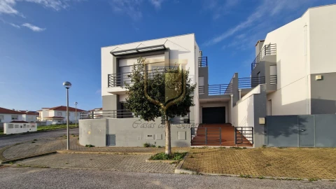 Moradia T3 para Venda em Silveira