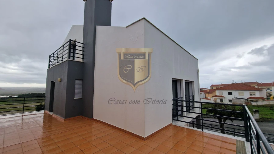 Moradia T3 para Venda em Silveira Foto 36