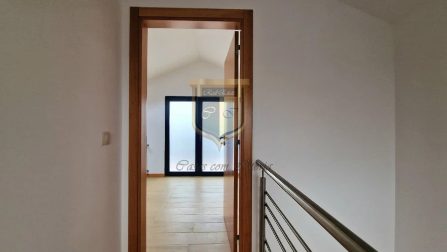 Moradia T3 para Venda em Silveira Foto 42