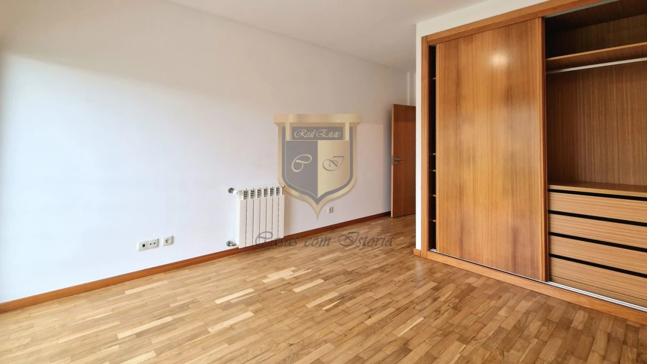 Moradia T3 para Venda em Silveira Foto 29