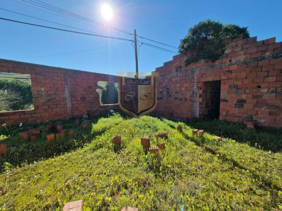 Moradia T3 para Venda em Santa Maria, São Pedro e Matacães Foto 9