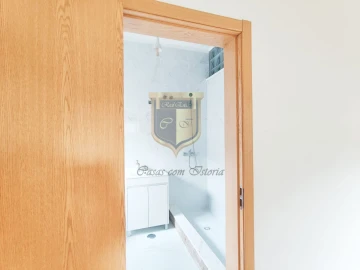 Apartamento T1 para Arrendamento em Caldas da Rainha - Santo Onofre e Serra do Bouro