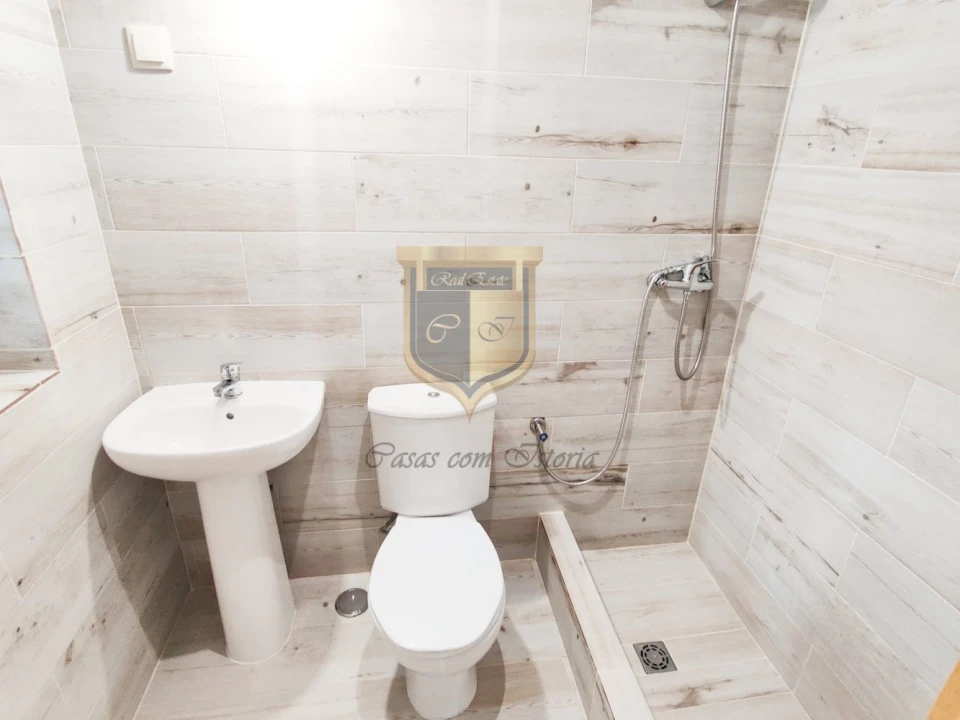 Apartamento T1 para Arrendamento em Caldas da Rainha - Santo Onofre e Serra do Bouro Foto 13