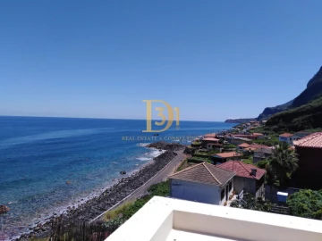 Moradia T4 para Venda em São Vicente