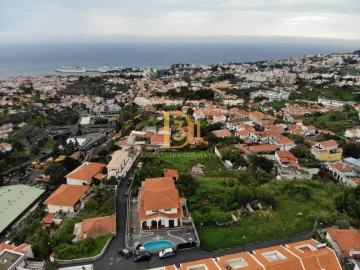 Terreno para Venda em São Roque