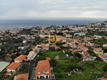 Terreno para Venda em São Roque