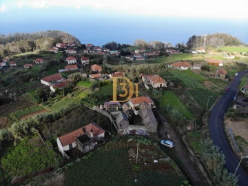 Moradia T3 para Venda em Porto Moniz