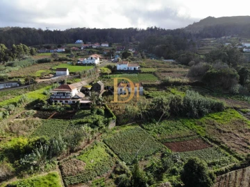 Moradia T3 para Venda em Porto Moniz