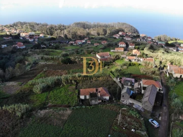 Moradia T3 para Venda em Porto Moniz