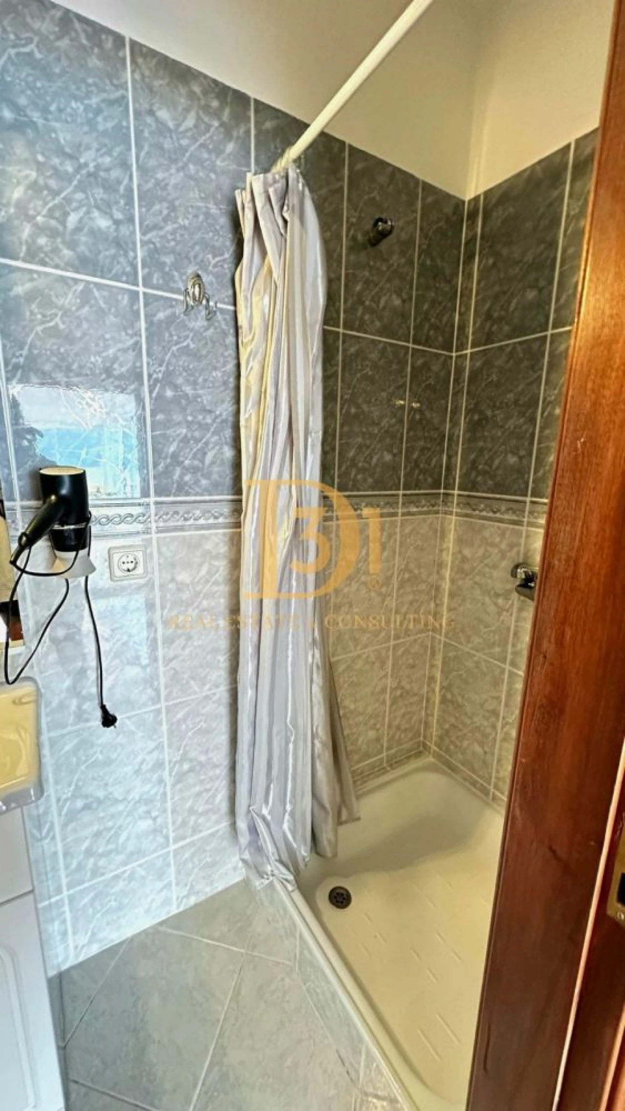 Apartamento T2 para Venda em Caniço Foto 36