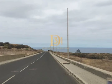 Terreno para Venda em Porto Santo