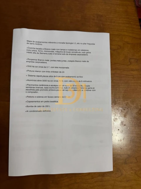 Moradia T3 para Venda em Santo Antonio