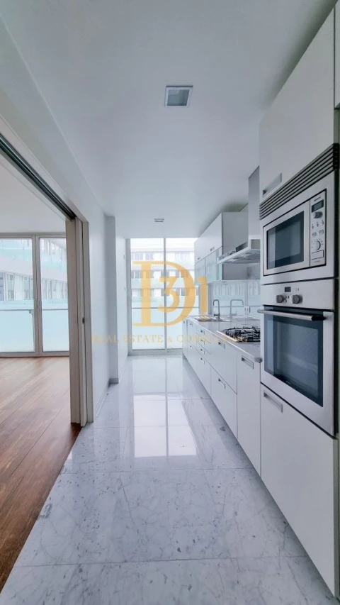 Apartamento T3 para Venda em Funchal (Se)