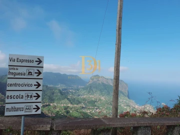 Terreno para Venda em Santo Antonio da Serra