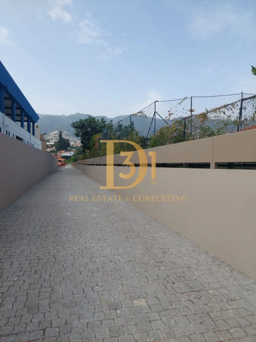 Apartamento T2 para Venda em São Martinho Foto 32