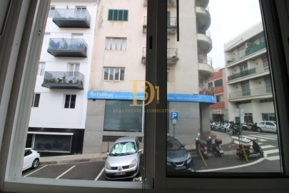 Loja para Trespasse em Funchal (Santa Luzia)