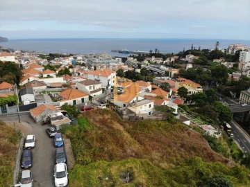 Terreno para Venda em Funchal (São Pedro)