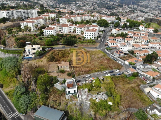 Terreno para Venda em Funchal (São Pedro) Foto 5