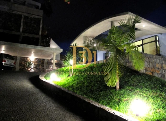 Moradia T3 para Venda em Caniço Foto 43