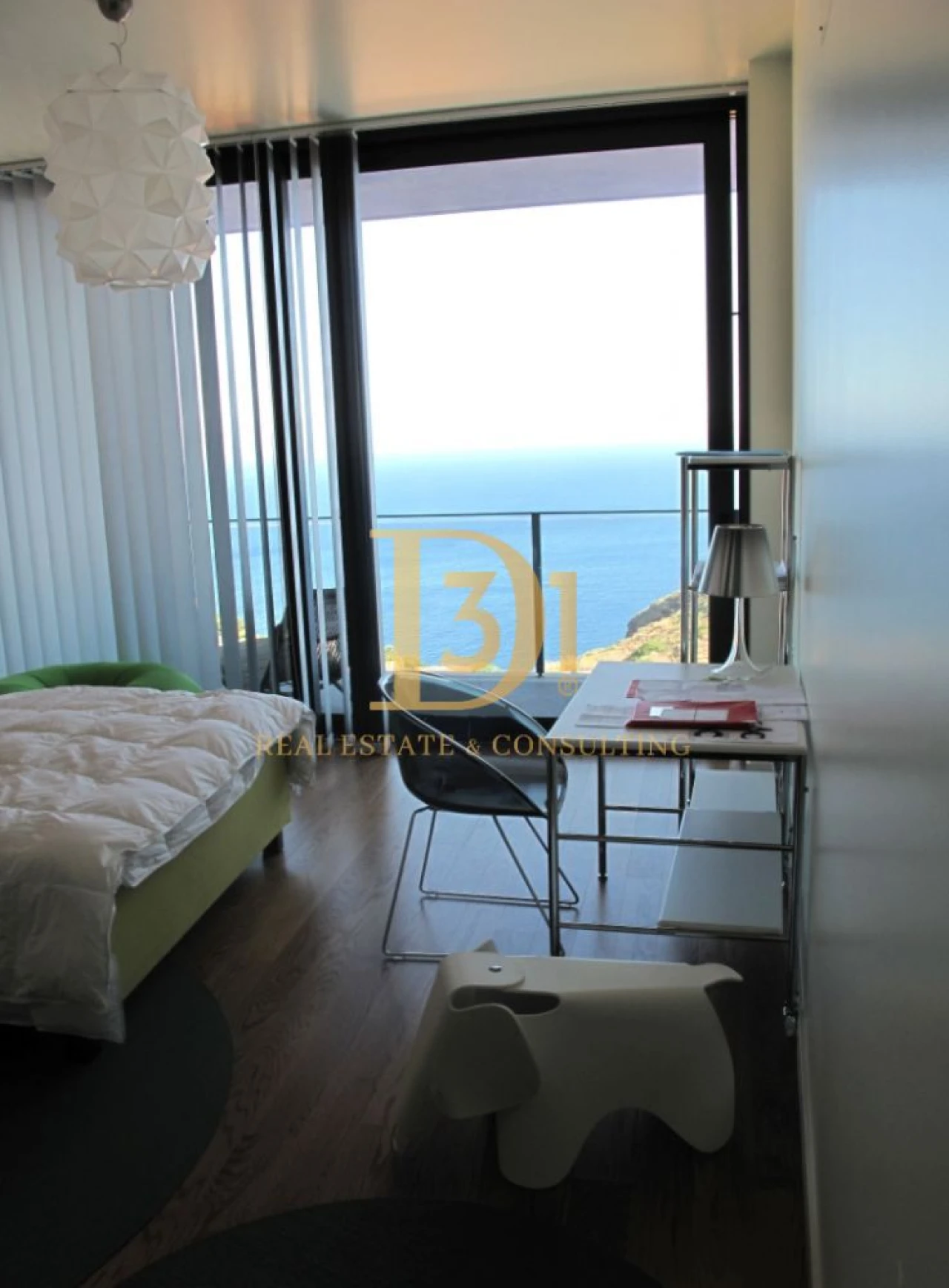 Moradia T3 para Venda em Caniço Foto 1