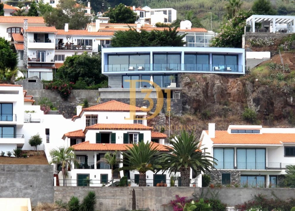 Moradia T3 para Venda em Caniço Foto 9