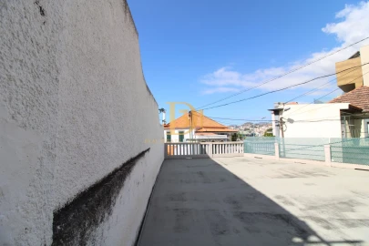 Moradia T4 para Venda em Funchal (Santa Maria Maior)
