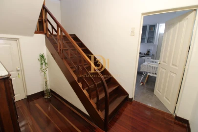 Moradia T4 para Venda em Funchal (Santa Maria Maior)