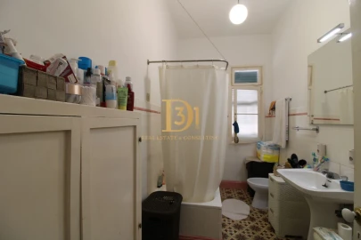 Moradia T4 para Venda em Funchal (Santa Maria Maior)