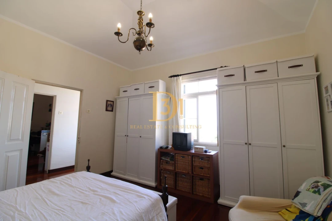 Moradia T4 para Venda em Funchal (Santa Maria Maior) Foto 29