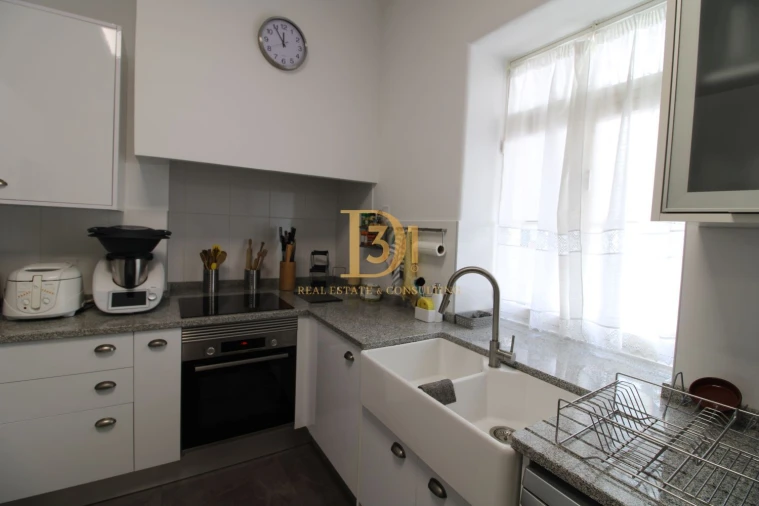 Moradia T4 para Venda em Funchal (Santa Maria Maior) Foto 33