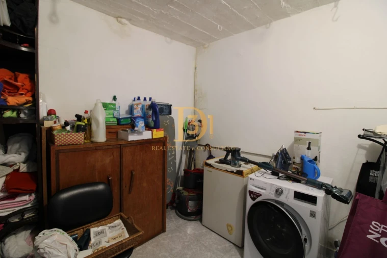 Moradia T4 para Venda em Funchal (Santa Maria Maior) Foto 38