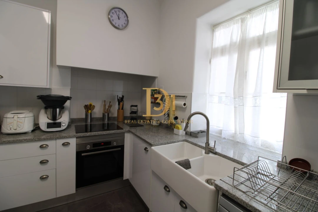 Moradia T4 para Venda em Funchal (Santa Maria Maior) Foto 33