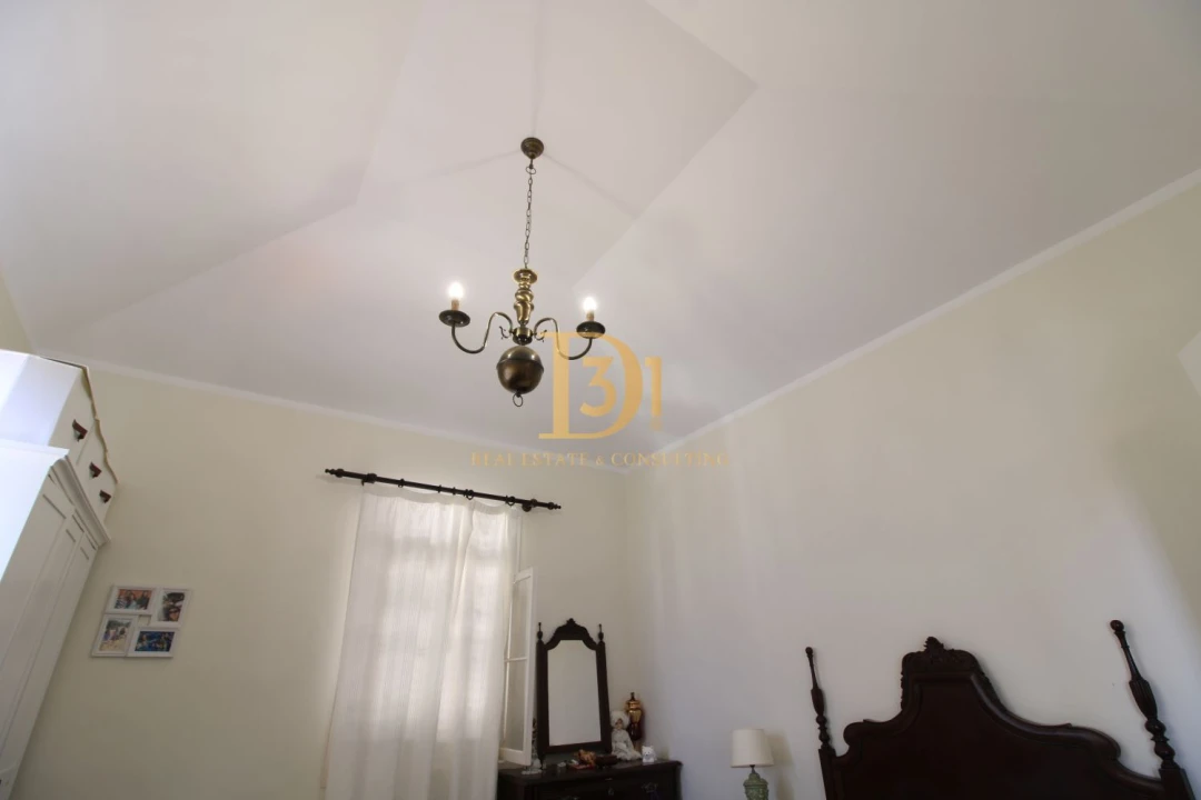 Moradia T4 para Venda em Funchal (Santa Maria Maior) Foto 31